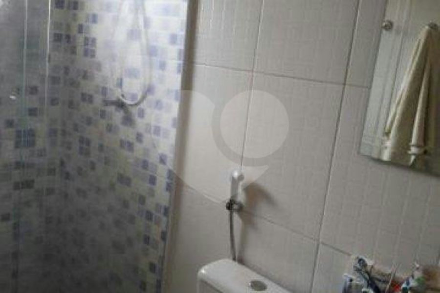 Casa à venda com 3 quartos, sendo 1 suíte, no condomínio Elias Imóveis - Ida Boschetti, São Paulo - SP