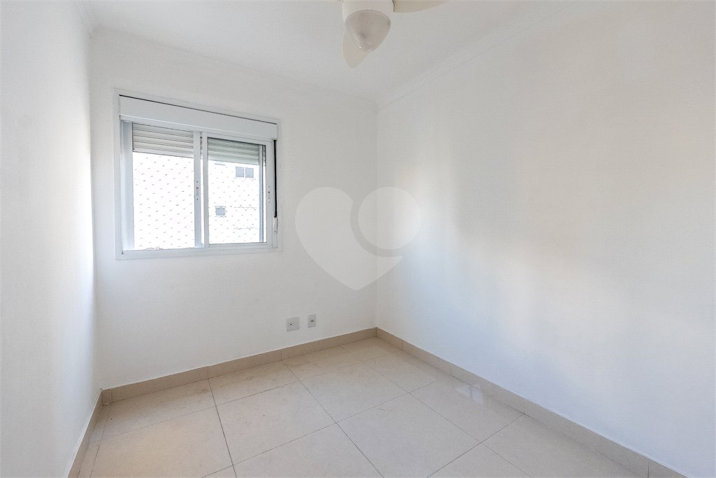 Apartamento à venda com 3 quartos, sendo 1 suíte, em Jardim Parque Morumbi, São Paulo, SP