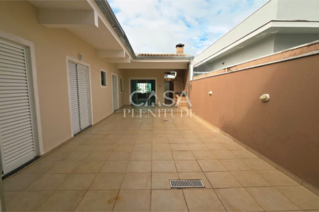 Casa em condomínio para alugar com 3 quartos, sendo 1 suíte, em Parque Residencial Villa dos Inglezes, Sorocaba, SP