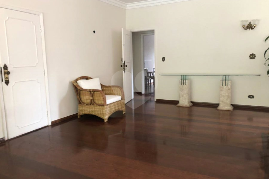 Casa à venda com 3 quartos, sendo 1 suíte, em Tremembé, São Paulo, SP