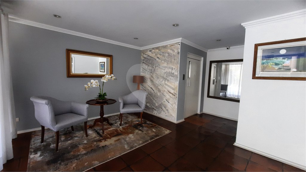 Apartamento à venda com 3 quartos, sendo 1 suíte, em Jardim Marajoara, São Paulo, SP