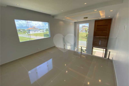 Casa à venda com 4 suítes em Ogiva, Cabo Frio, RJ