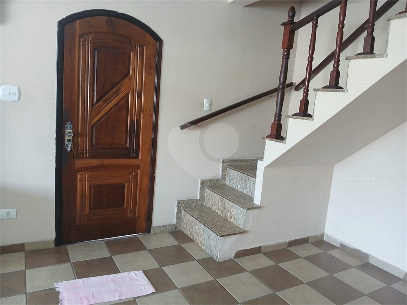 Casa à venda com 4 quartos, sendo 1 suíte, em Jardim Rosa de Franca, Guarulhos, SP