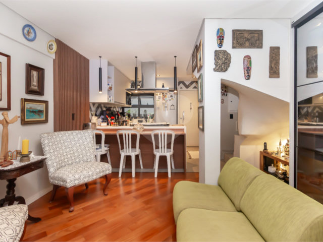 Casa à venda com 2 quartos, sendo 1 suíte,  no condomínio Vloft, São Paulo - SP
