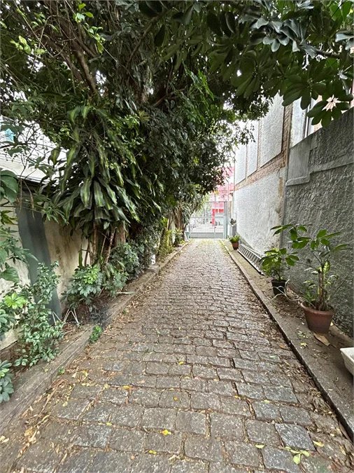 Casa de Vila para alugar com 4 suítes em Vila Romana, São Paulo, SP
