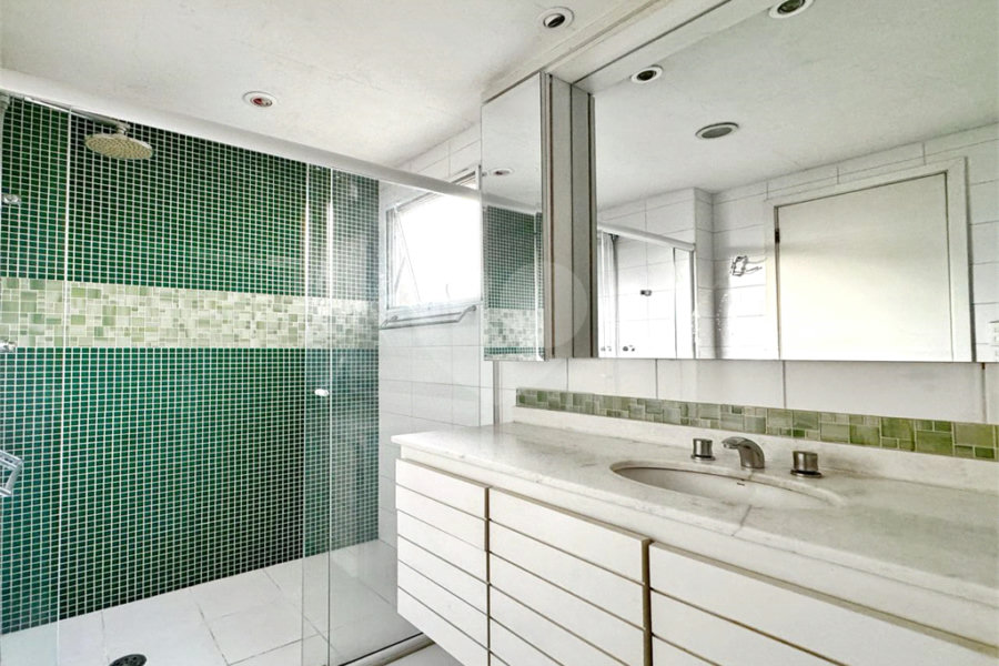 Apartamento à venda com 2 suítes em Barra Funda, São Paulo, SP