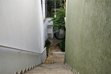 Sobrado à venda com 5 suítes em Jardim São Bento, São Paulo, SP