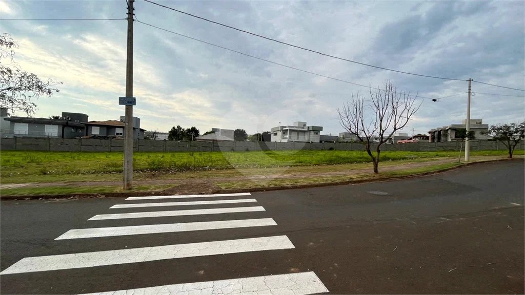Terreno comercial disponível para venda Bairro Santa Rosa