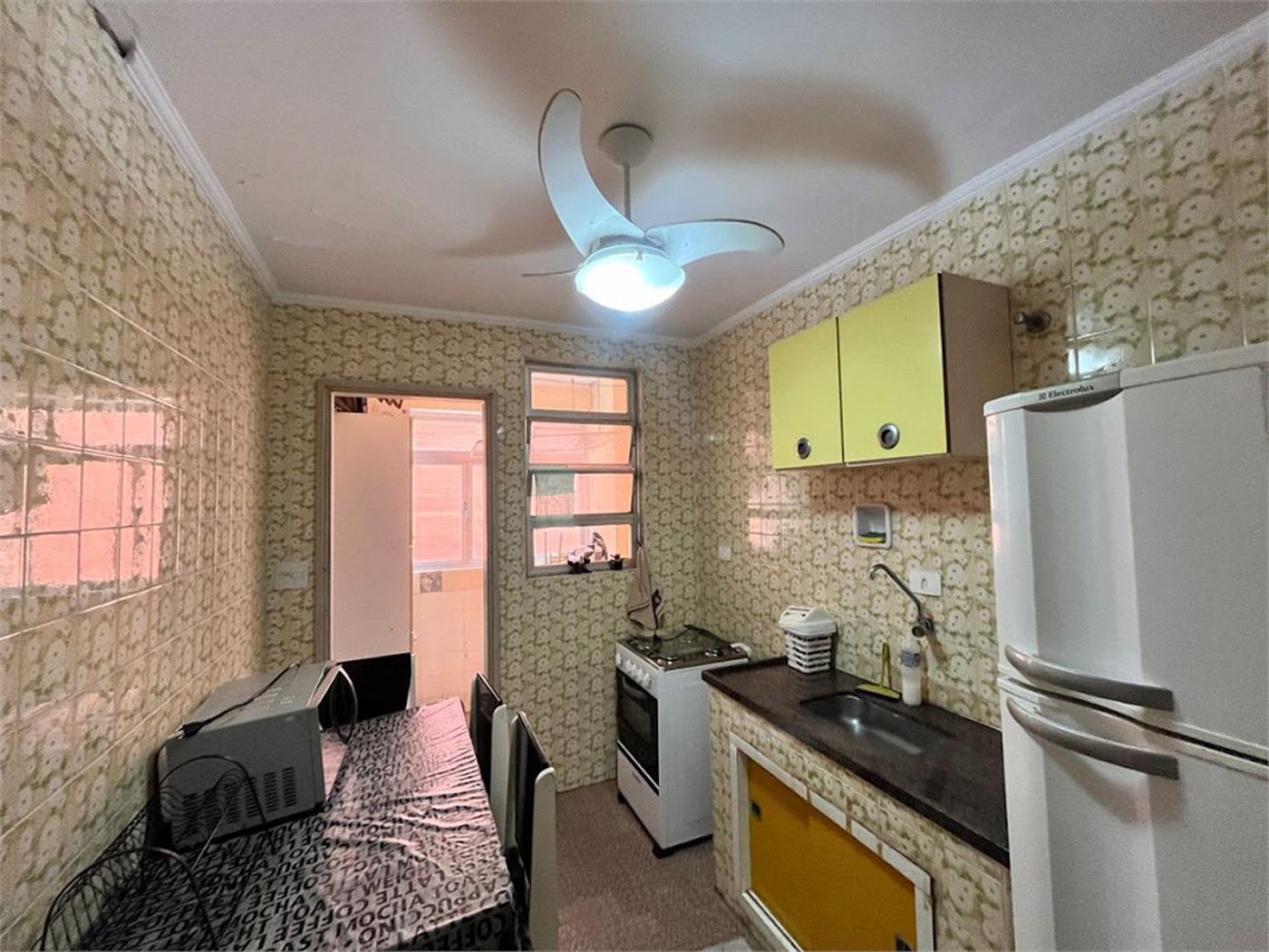 Apartamento Residencial à venda, Enseada, Guarujá - AP1502.
