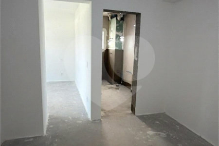 Apartamento à venda com 4 suítes em Vila Cordeiro, São Paulo, SP