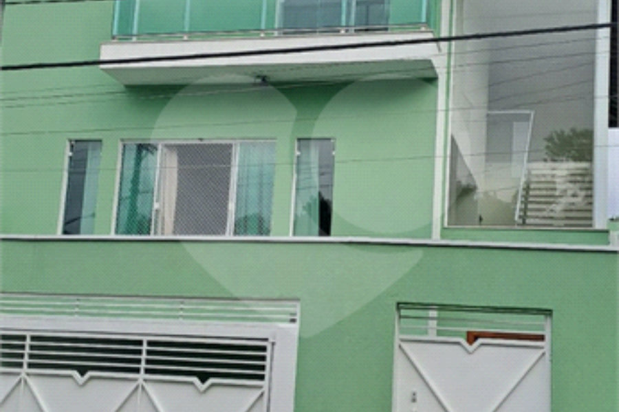 Casa à venda com 3 suítes no condomínio Parque Itaguaçu da Cantareira, São Paulo - SP