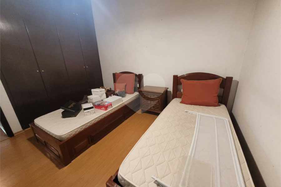 Casa à venda com 3 quartos, sendo 1 suíte, no condomínio Alpes da Cantareira, Mairiporã - SP
