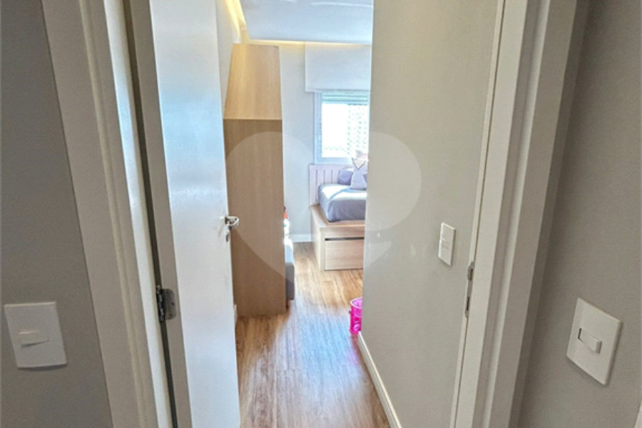 Apartamento à venda com 3 suítes em Barra Funda, São Paulo, SP