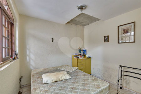 Casa à venda com 4 quartos, sendo 2 suítes, em Santo Amaro, São Paulo, SP