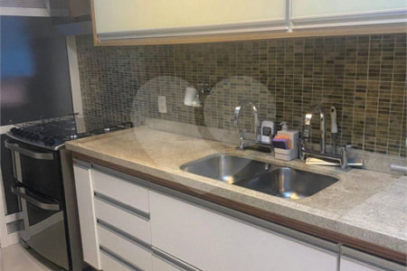 Apartamento à venda com 3 quartos, sendo 1 suíte, em Indianópolis, São Paulo, SP