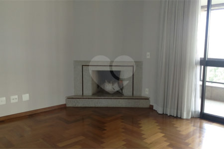 Apartamento à venda com 4 suítes em Vila Suzana, São Paulo, SP