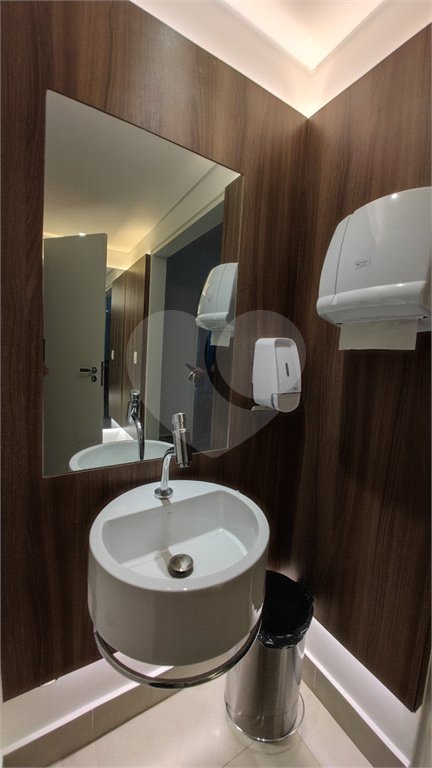 Apartamento à venda ou para alugar com 2 quartos, sendo 1 suíte, em Alto da Boa Vista, São Paulo, SP