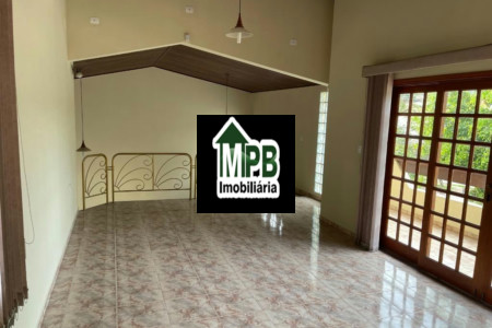 Sobrado à venda com 3 quartos, sendo 1 suíte, em Jardim Refúgio, Sorocaba, SP