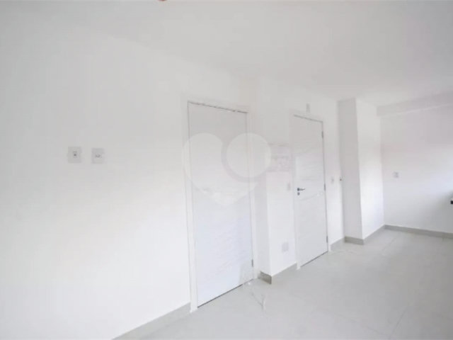 Apartamento à venda com 1 suíte em Vila Guilherme, São Paulo, SP