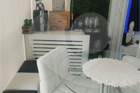 Apartamento à venda com 2 quartos, sendo 1 suíte, em Jardim Flor da Montanha, Guarulhos, SP