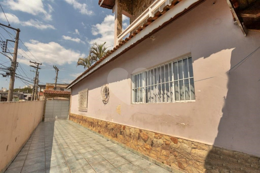 Sobrado à venda com 3 quartos, sendo 1 suíte, em Vila Nova Cachoeirinha, São Paulo, SP