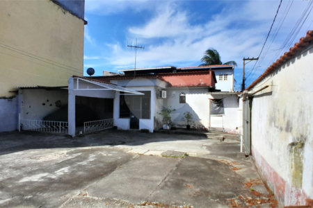 Casa à venda com 2 quartos, sendo 1 suíte, em Bangu, Rio de Janeiro, RJ