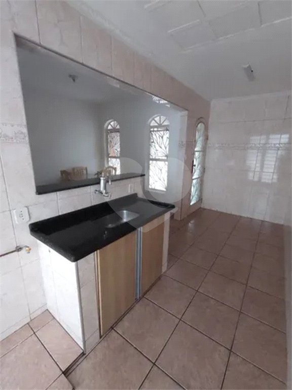 Casa à venda com 3 quartos, sendo 2 suítes,  em Conjunto Residencial Trinta e Um de Março, São José dos Campos, SP