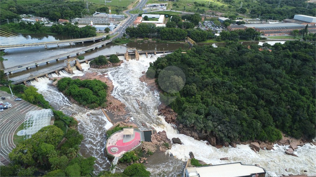 Casa à venda com 2 quartos no condomínio Fechado Village Haras São Luiz II, Salto - SP