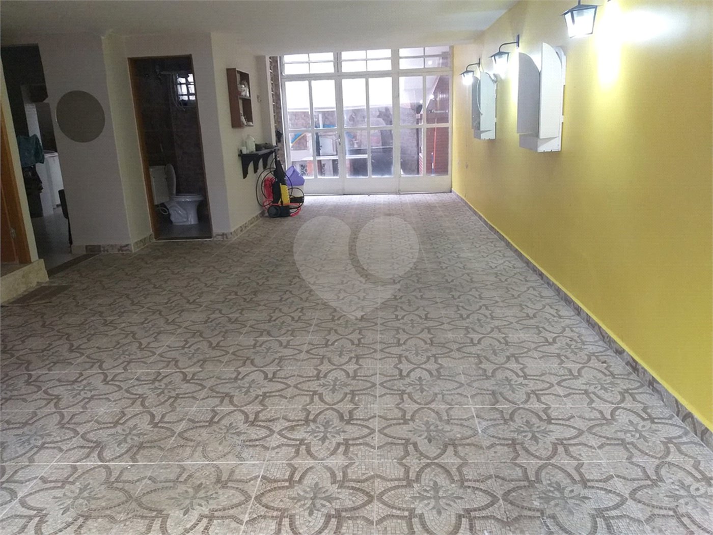 Sobrado à venda com 3 quartos, sendo 1 suíte, em Vila Galvão, Guarulhos, SP