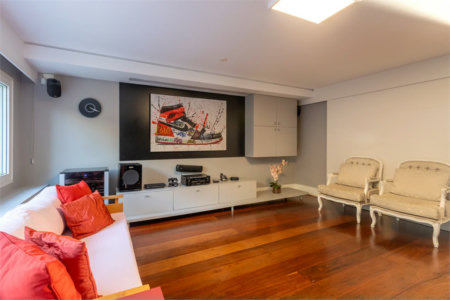 Casa à venda com 4 suítes em Jardim Guedala, São Paulo, SP