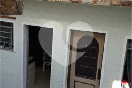 Sobrado à venda com 2 quartos, sendo 1 suíte, em Vila Dalila, São Paulo, SP