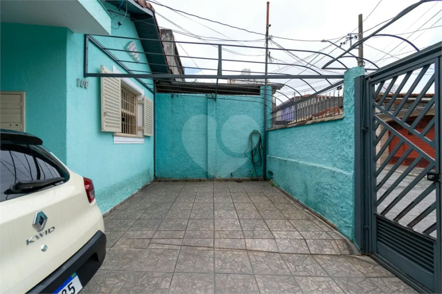 Casa à venda com 170m², 3 quartos e 2 vagas