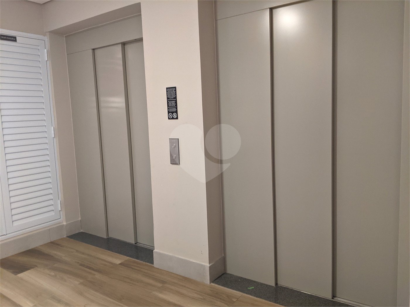 Bela Vista ! Studio novo 2400,00 !