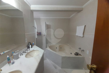 Apartamento no Edifício Villa Lobos a venda - São Carlos