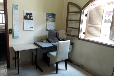 Sobrado à venda com 3 quartos, sendo 1 suíte,  em Vila Nivi, São Paulo, SP