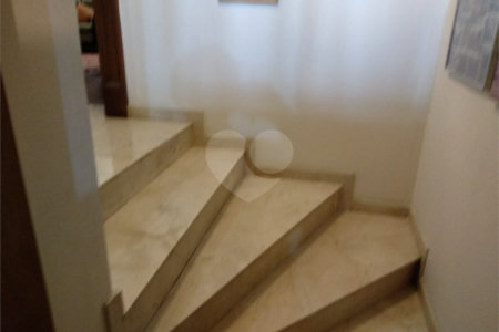 Sobrado à venda com 3 quartos, sendo 2 suítes,  em Brooklin Velho, São Paulo, SP