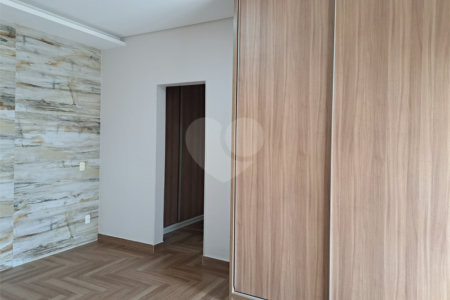 Casa à venda com 3 suítes no condomínio Residencial Terra Nobre, Indaiatuba - SP