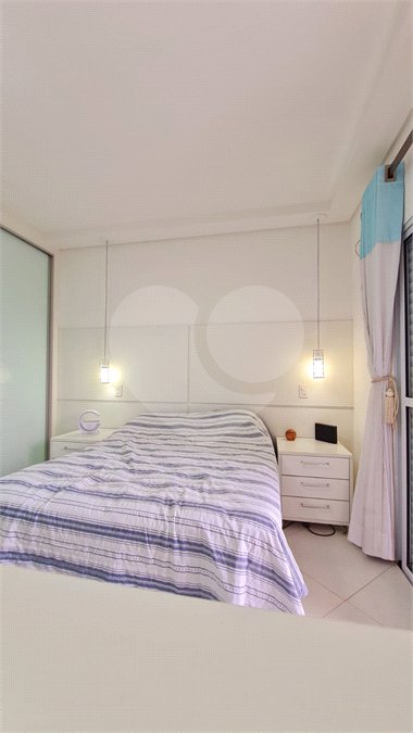 Sobrado à venda com 3 quartos, sendo 1 suíte,  em Jardim Leocádia, Sorocaba, SP