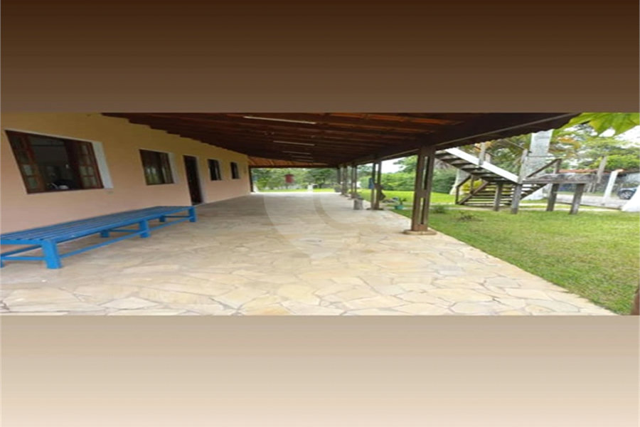 Chácara à venda com 3 quartos, sendo 1 suíte,  no Centro, Guararema, SP