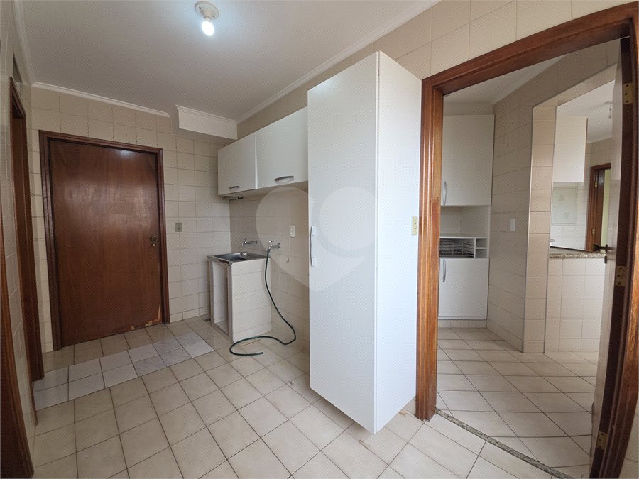 Apartamento à venda com 3 quartos, sendo 2 suítes, no Centro, Sorocaba, SP