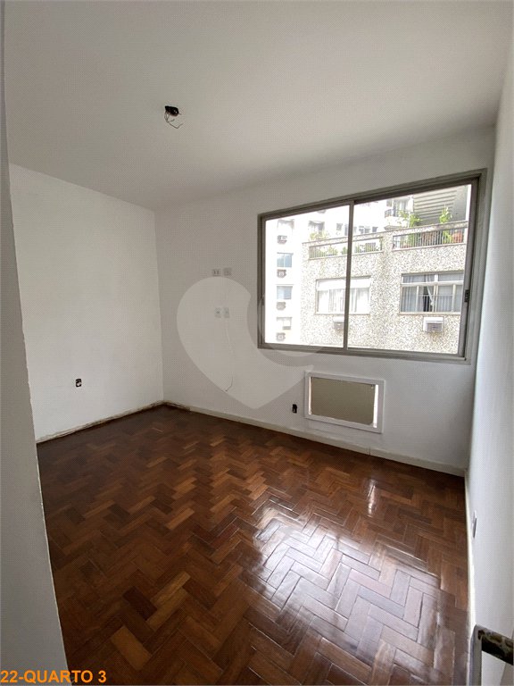 Apartamento à venda com 4 quartos, sendo 1 suíte,  em Tijuca, Rio de Janeiro, RJ