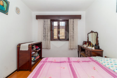 Casa Térrea à venda com 3 quartos, sendo 1 suíte, em Interlagos, São Paulo, SP