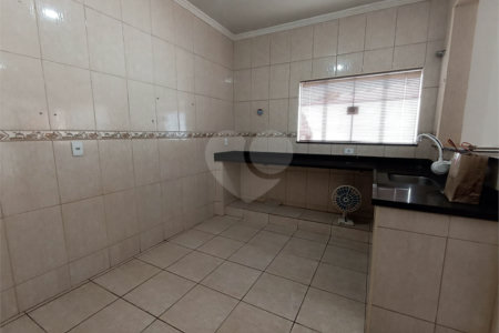 Casa à venda com 6 quartos, sendo 2 suítes, no Centro, Itapetininga, SP