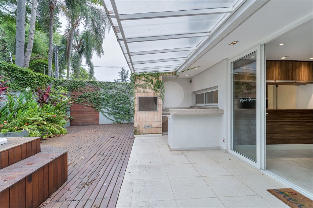 Casa à venda com 4 suítes no condomínio Vila de Palme, São Paulo - SP