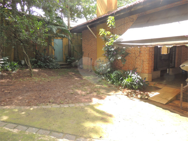 Casa à venda ou para alugar com 4 suítes em Santo Amaro, São Paulo, SP