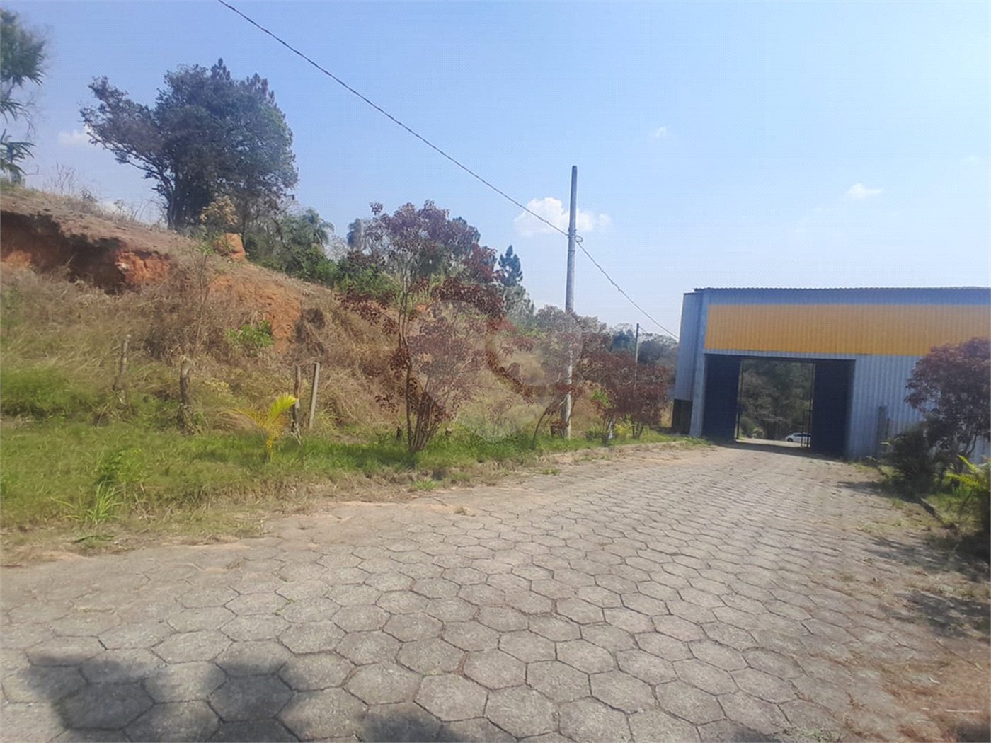 Terreno à venda no condomínio Aútria da Cantareira, Mairiporã - SP