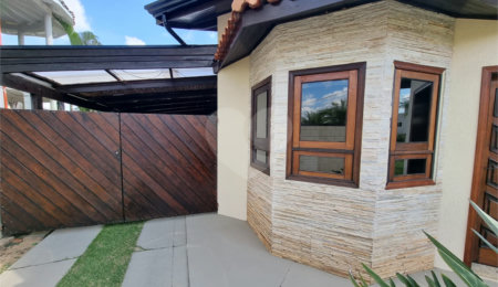 Casa à venda ou para alugar com 3 quartos, sendo 1 suíte,  no condomínio Terras de Vinhedo, Vinhedo - SP