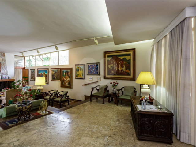 Casa de Vila para alugar com 4 quartos, sendo 1 suíte,  em Granja Julieta, São Paulo, SP