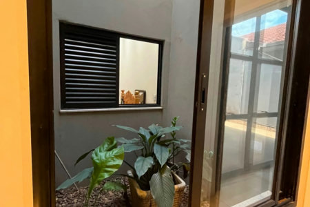 Casa à venda ou para alugar com 4 quartos, sendo 2 suítes,  em Santa Terezinha, Três Lagoas, MS