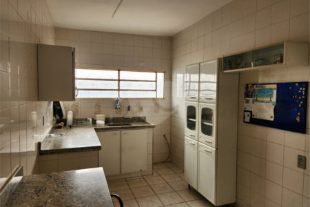 Casa à venda com 4 quartos, sendo 1 suíte, no Centro, Araraquara, SP